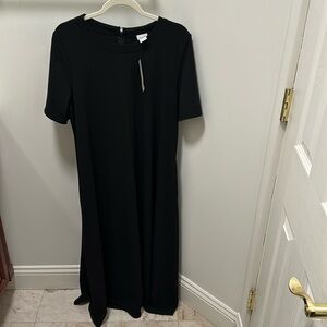 Chico’s Travel black dress, hidden zipper, size 2 (14/16), new, short sleeves